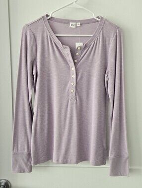 NWT Gap Lavender Ribbed Long-Sleeve Henley Top Sz S